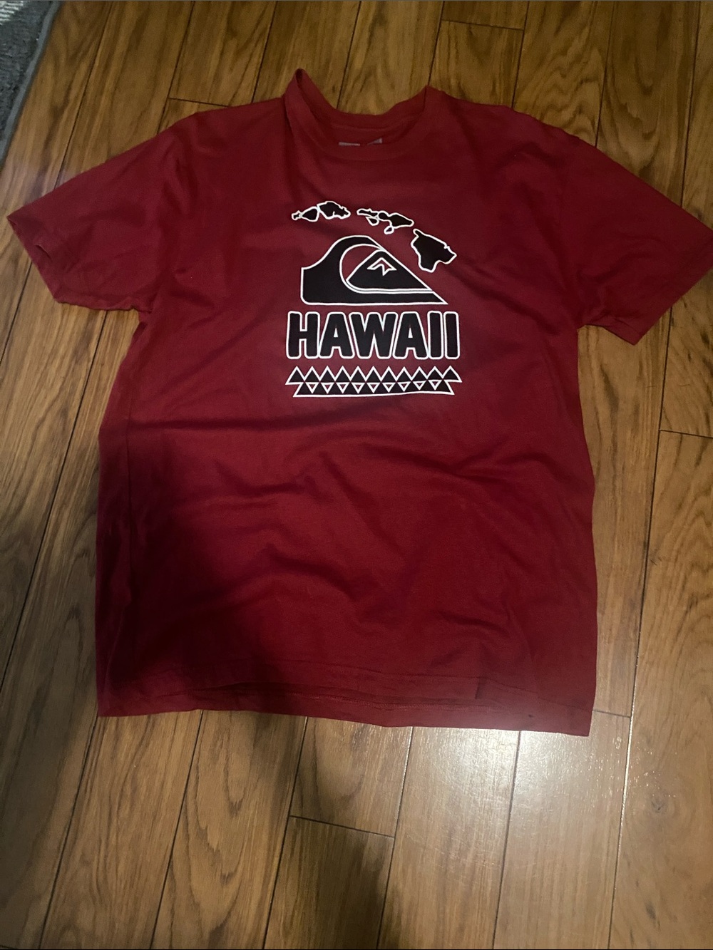 Quiksilver Maroon Hawaii Graphic Tee